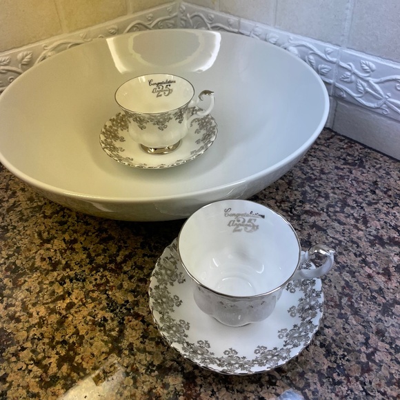 Royal Albert bone china, cup, and saucer. 25th wedding anniversary. (2) - Picture 4 of 8